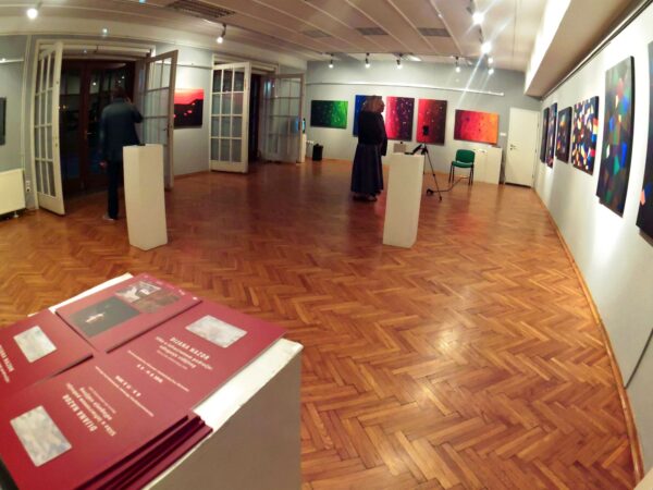 Mass Image Compressor Compressed this image. https://sourceforge.net/projects/icompress/ with Quality:80